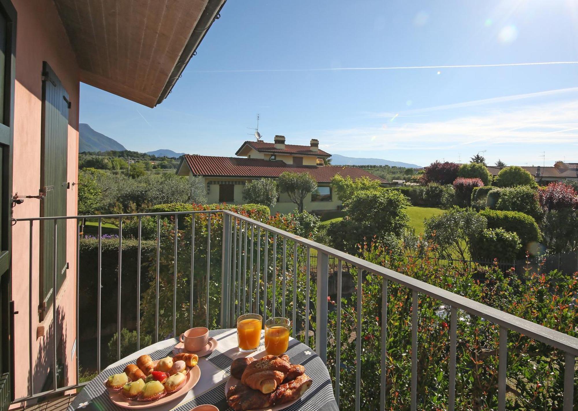Residence Il Melograno Manerba del Garda Exterior foto